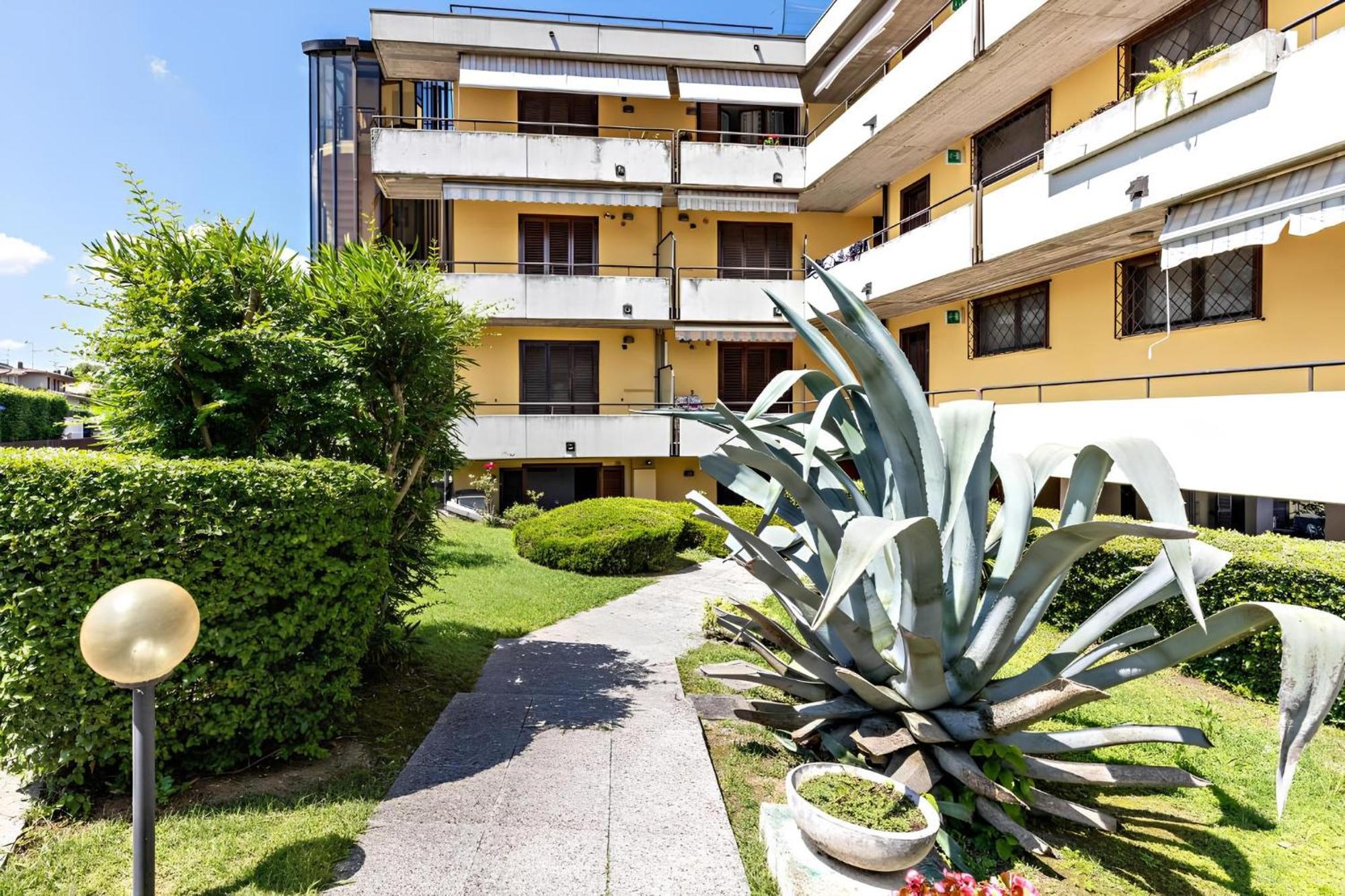 Sunshine Apartment - 200M Dal Lago Con Piscina *