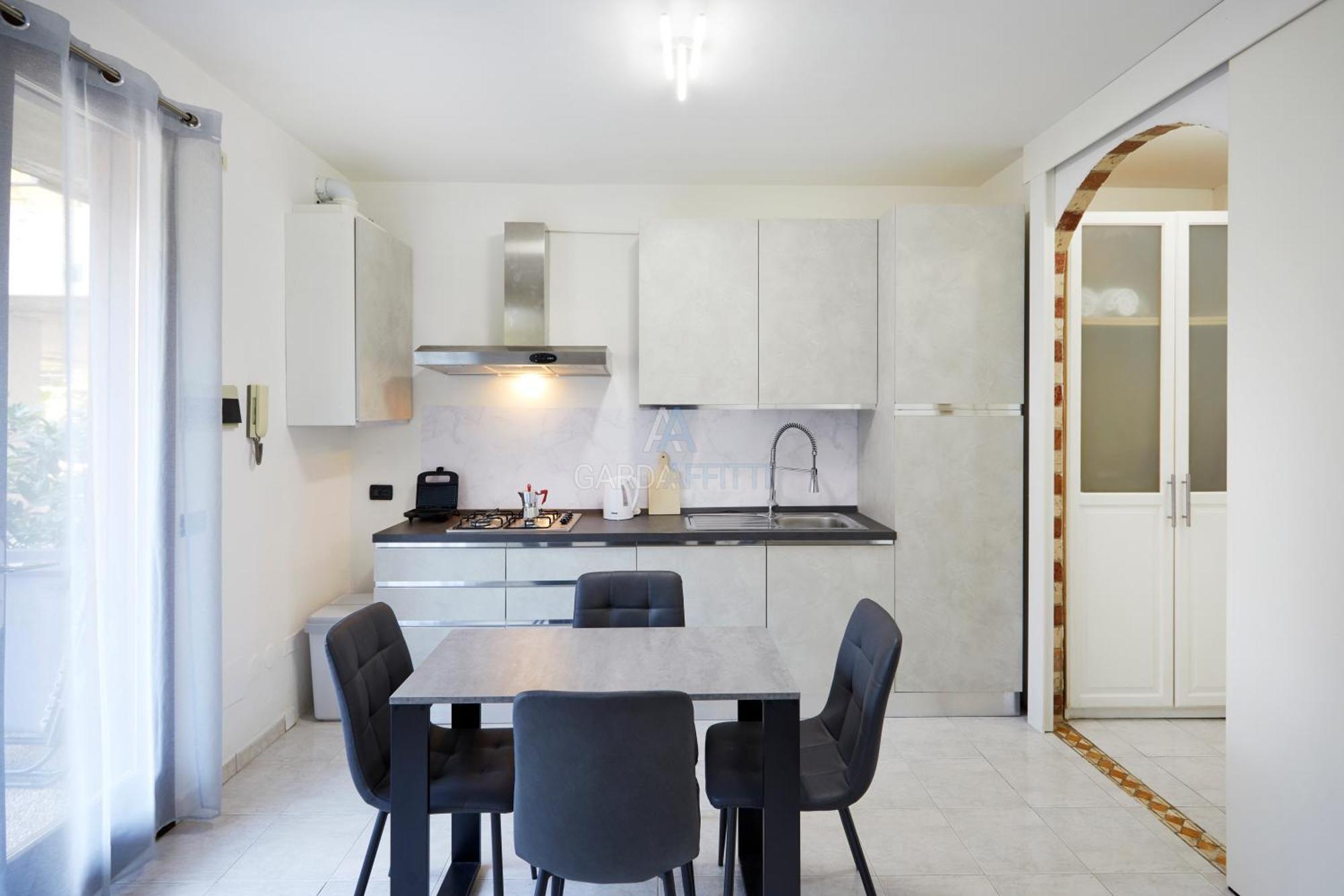 Sunshine Apartment - 200M Dal Lago Con Piscina Apartment *